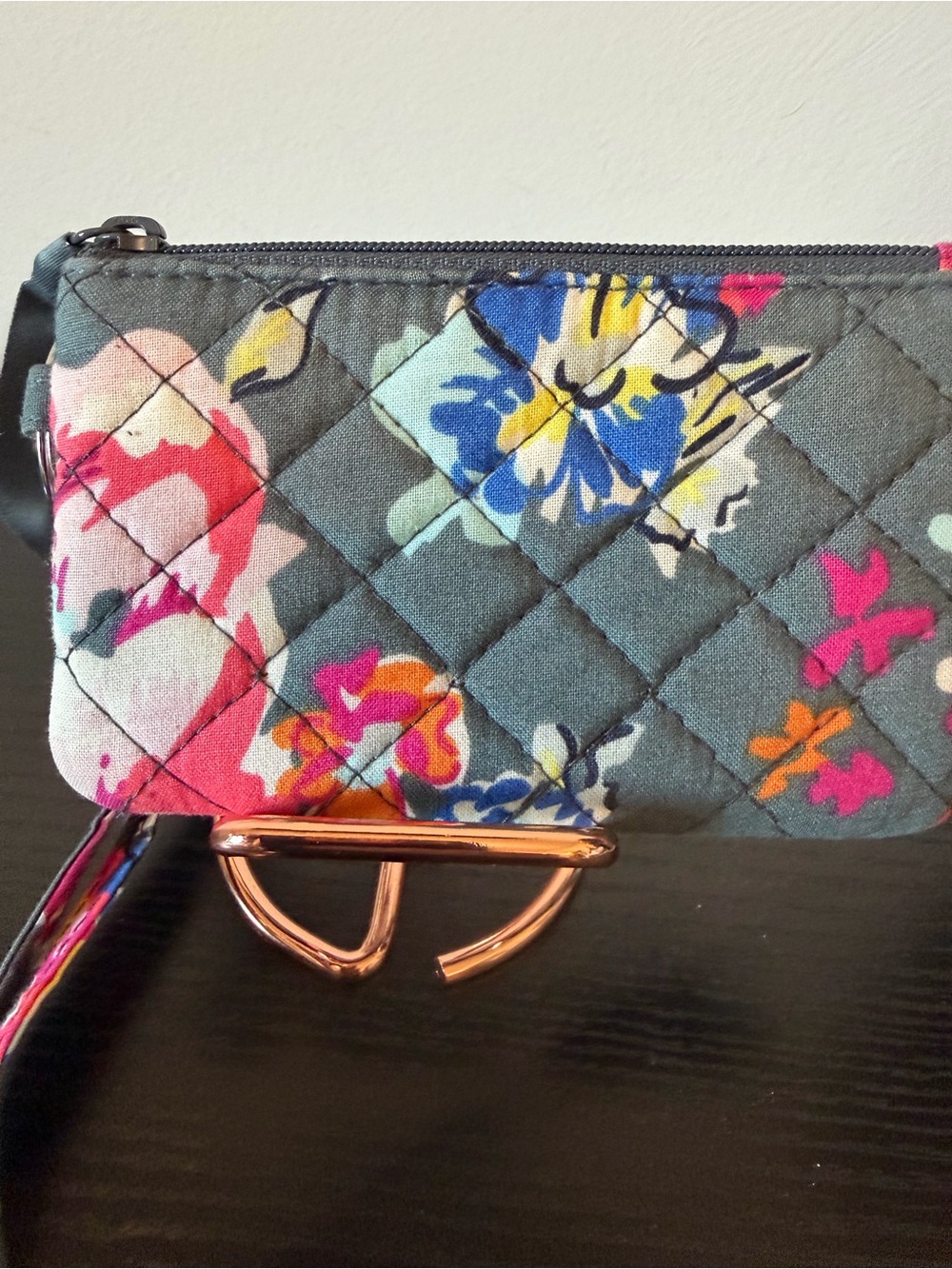Vera Bradley Pretty Posies Floral ID Holder in Gray Multi